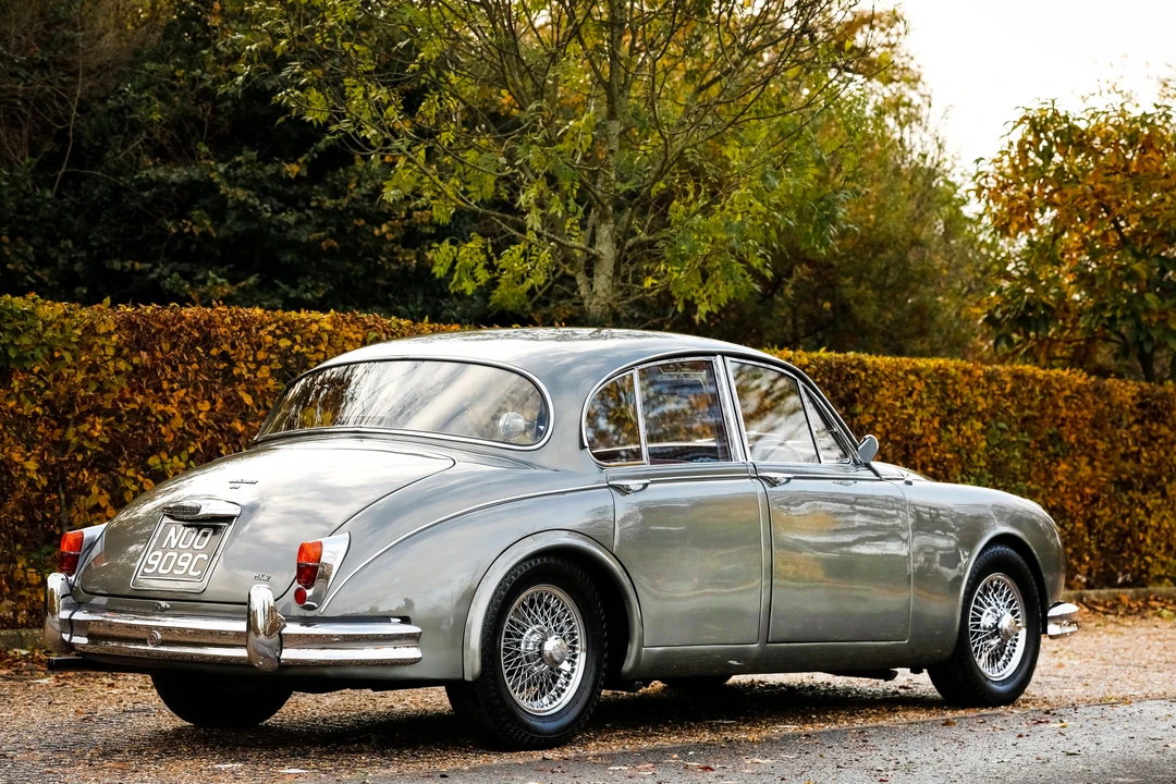 1965 Jaguar Mark II - Image 6 of 31