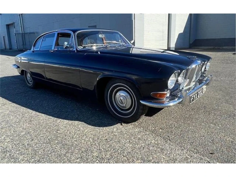 1965 Jaguar Mark X - Image 11 of 17