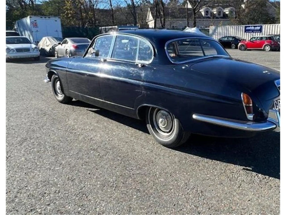 1965 Jaguar Mark X - Image 16 of 17