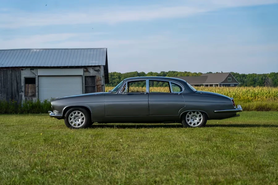 1965 Jaguar Mark X - Image 11 of 24