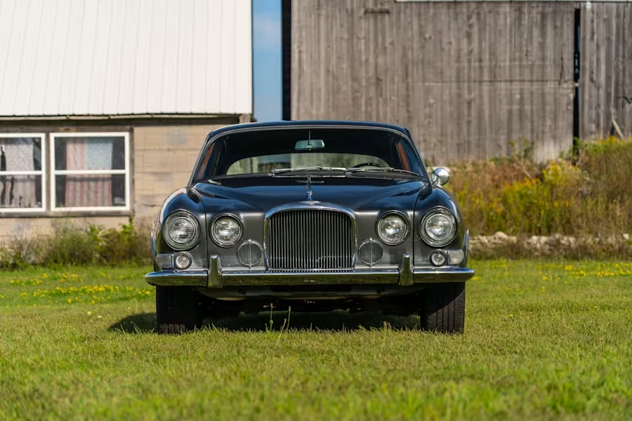 1965 Jaguar Mark X - Image 4 of 24