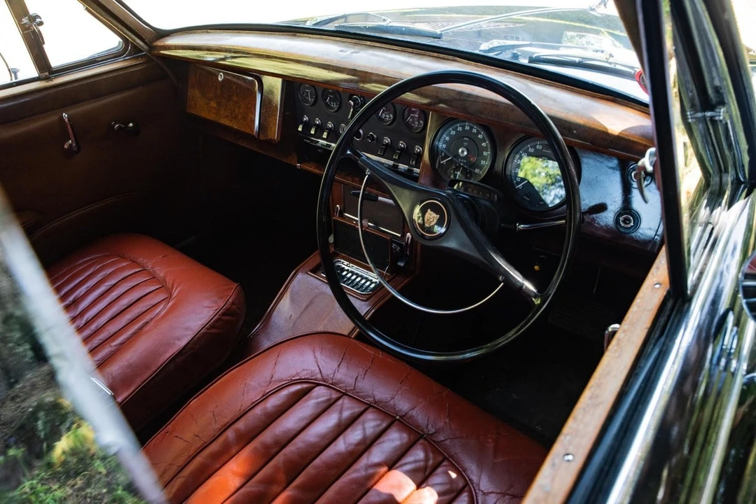 1965 Jaguar Mark II - Image 25 of 30