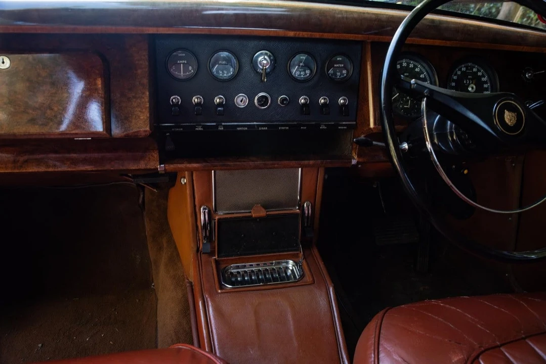 1965 Jaguar Mark II - Image 29 of 30