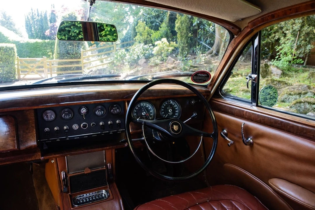 1965 Jaguar Mark II - Image 28 of 30
