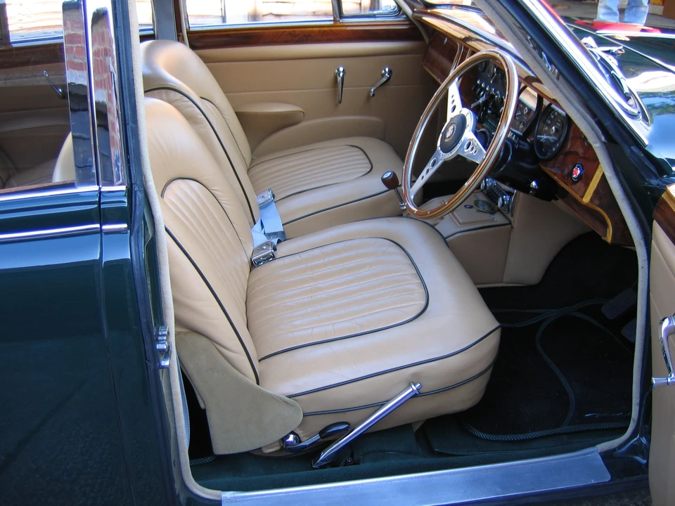 1965 Jaguar Mark II - Image 2 of 3