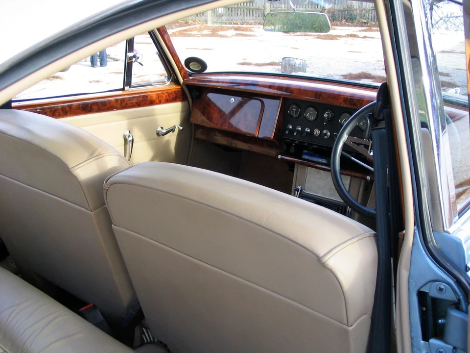 1965 Jaguar Mark II - Image 2 of 3