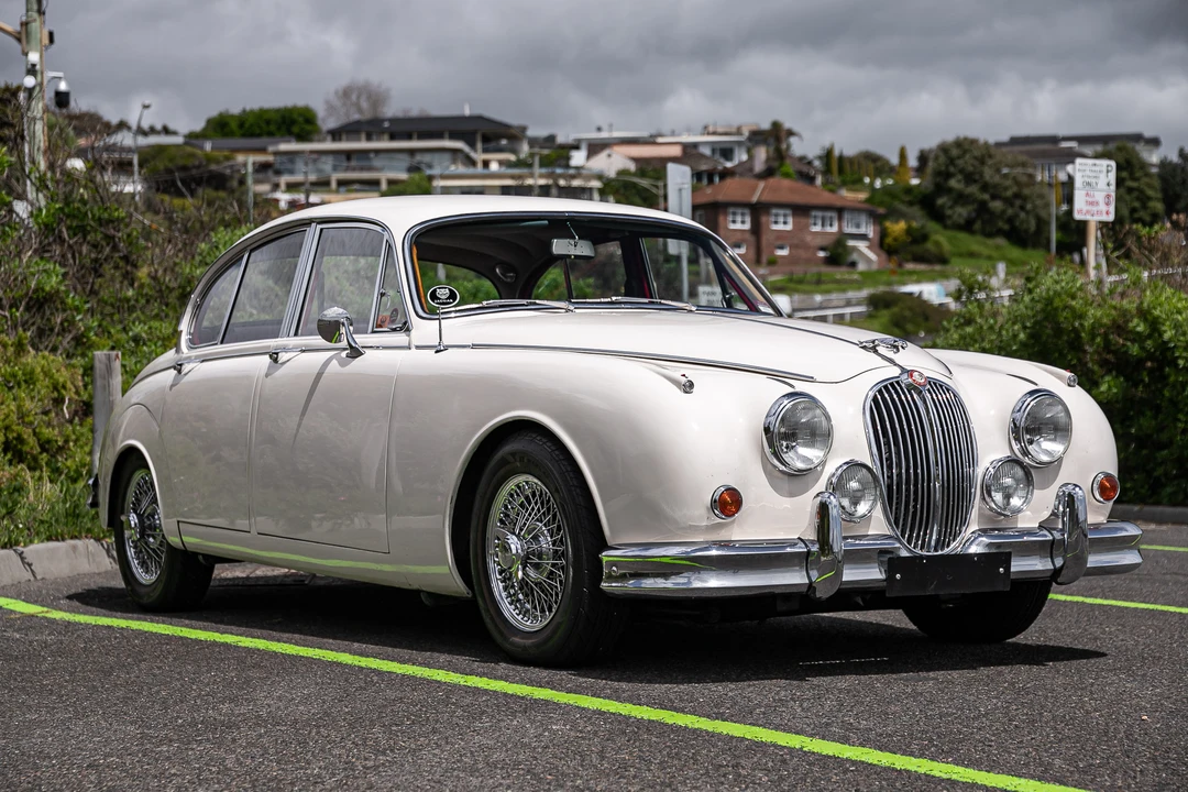 1965 Jaguar Mark II - Image 9 of 31