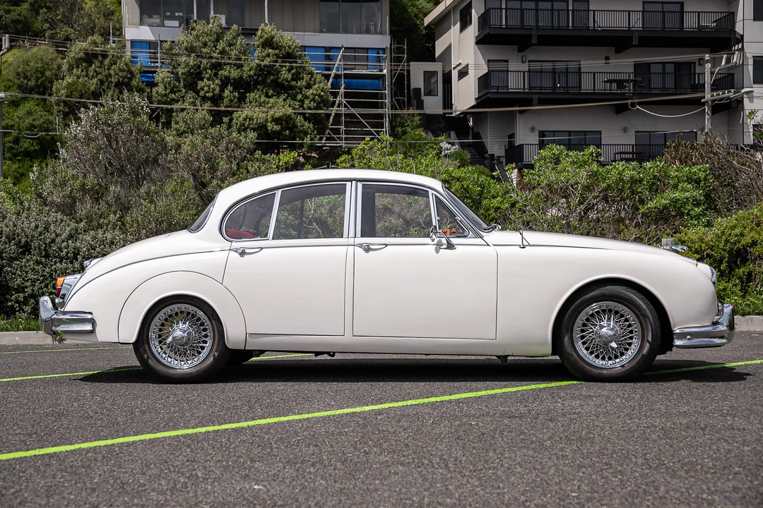 1965 Jaguar Mark II - Image 10 of 31
