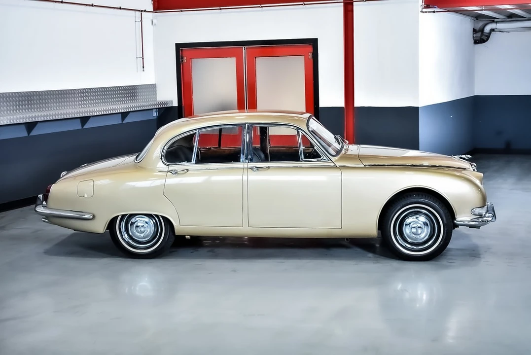 1965 Jaguar S-Type 1st Gen - Image 16 of 30