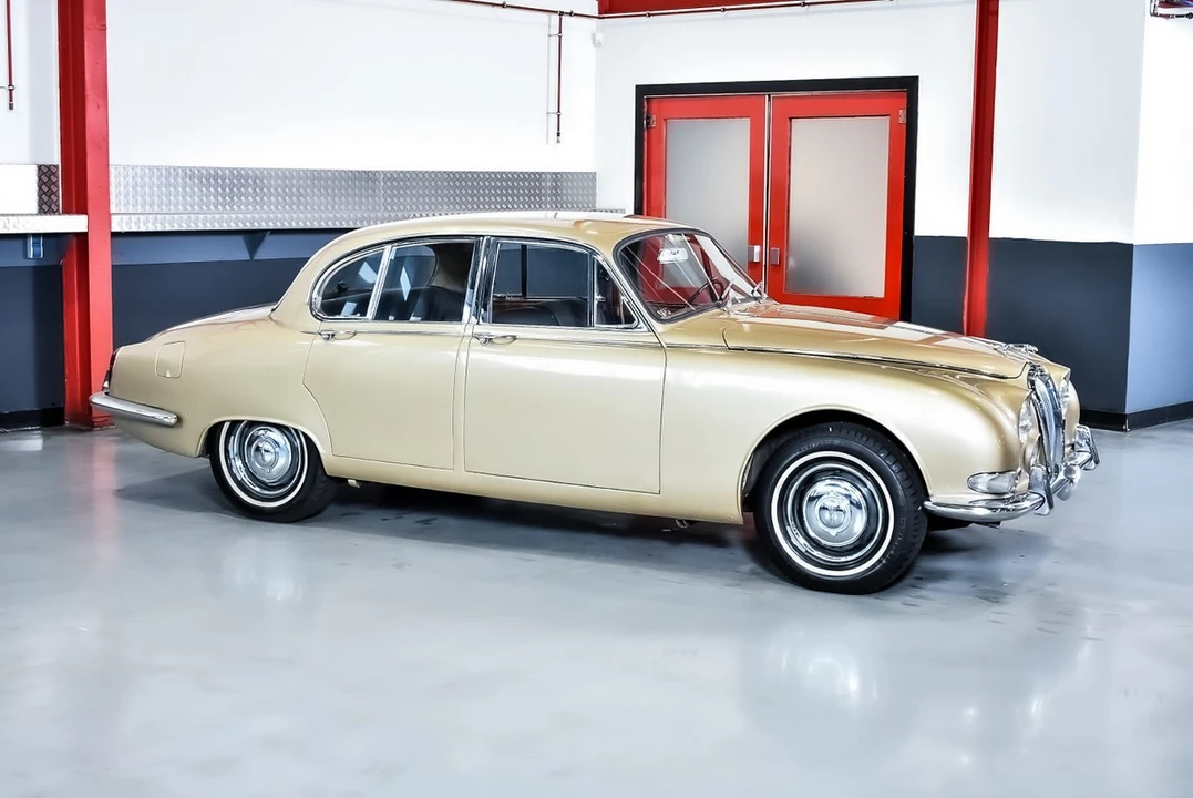 1965 Jaguar S-Type 1st Gen - Image 14 of 30