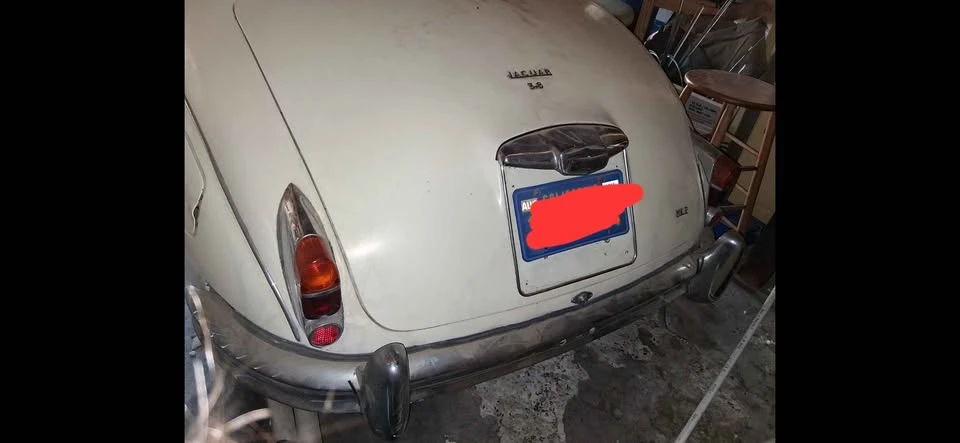1965 Jaguar E-Type Series 1 - Image 3 of 10