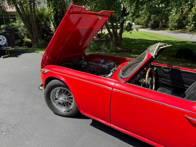 1965 Triumph TR4A - Image 8 of 10