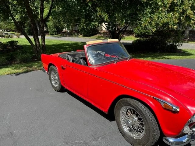 1965 Triumph TR4A - Image 4 of 10