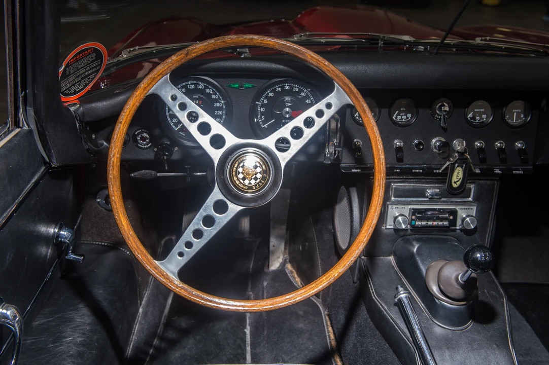 1965 Jaguar E-Type Series 1 - Image 7 of 12