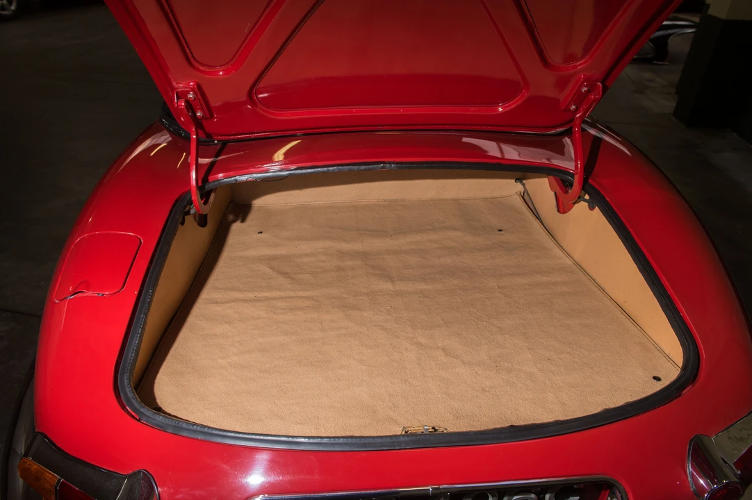 1965 Jaguar E-Type Series 1 - Image 3 of 12