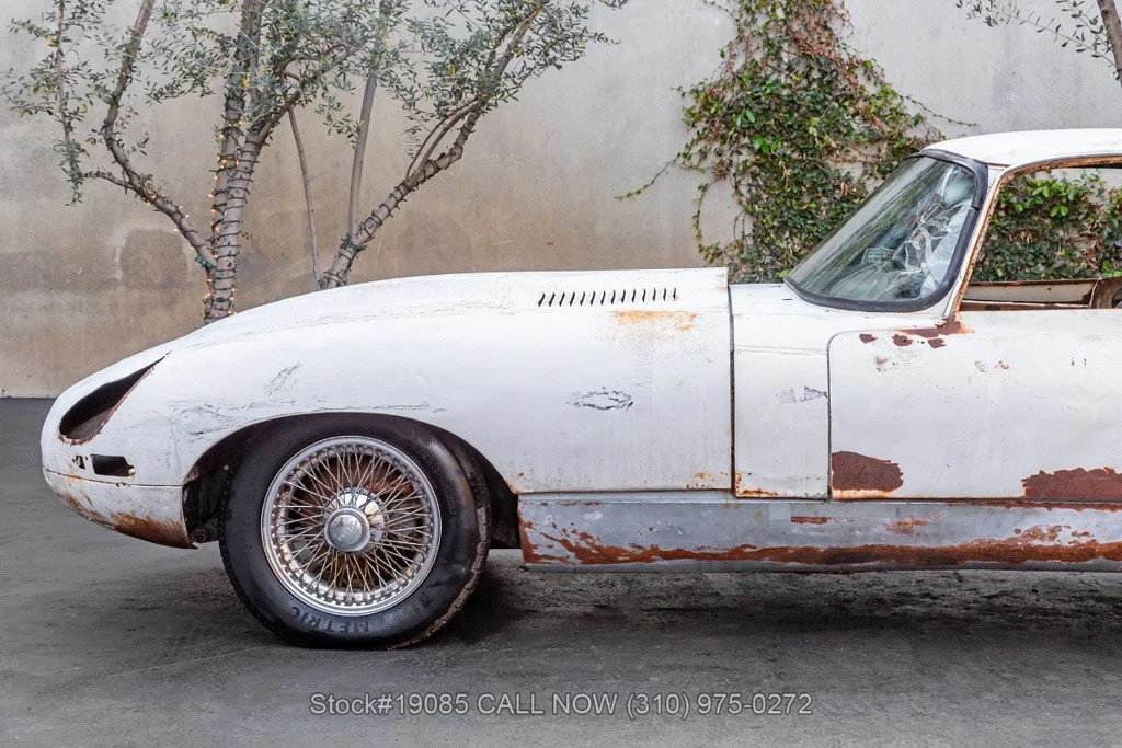 1965 Jaguar E-Type Series 1 - Image 12 of 12