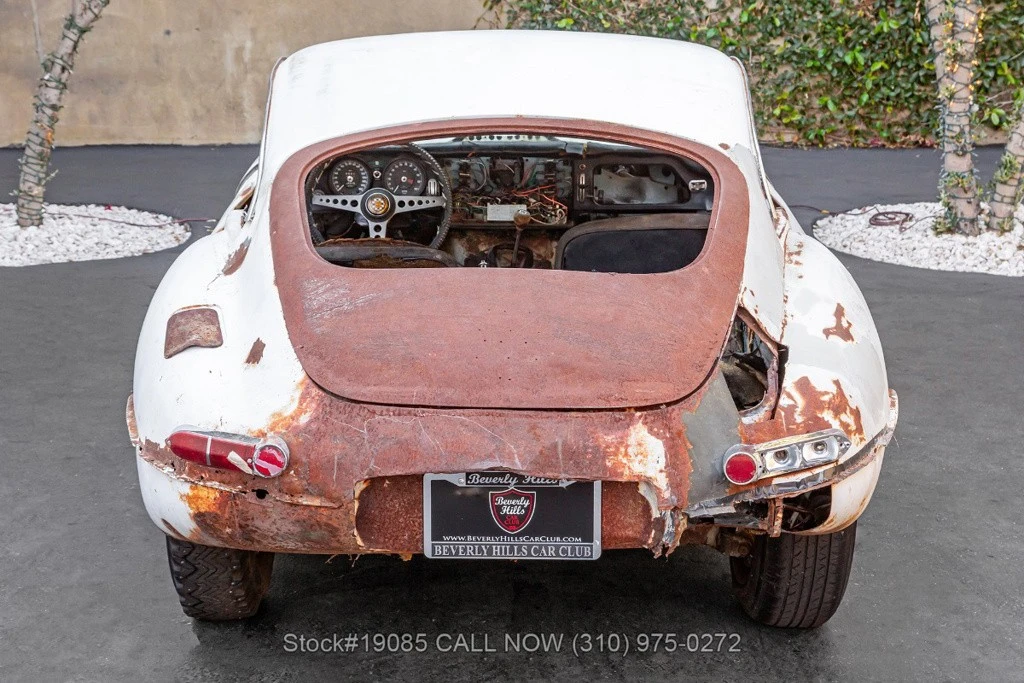 1965 Jaguar E-Type Series 1 - Image 6 of 12