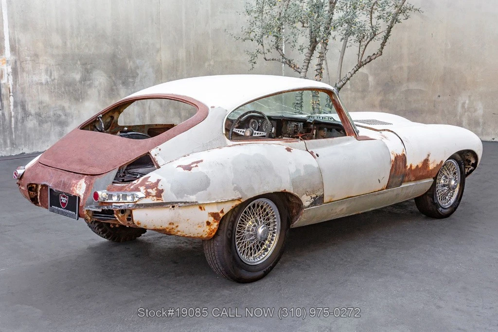 1965 Jaguar E-Type Series 1 - Image 5 of 12