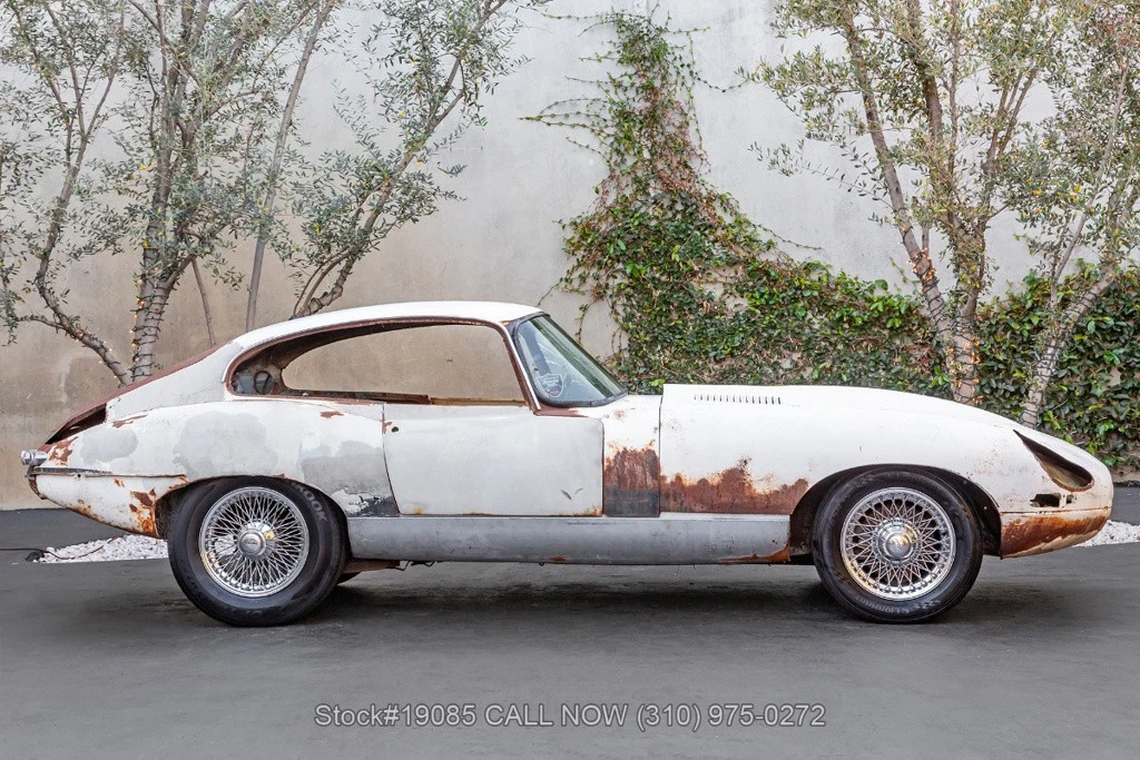 1965 Jaguar E-Type Series 1 - Image 4 of 12