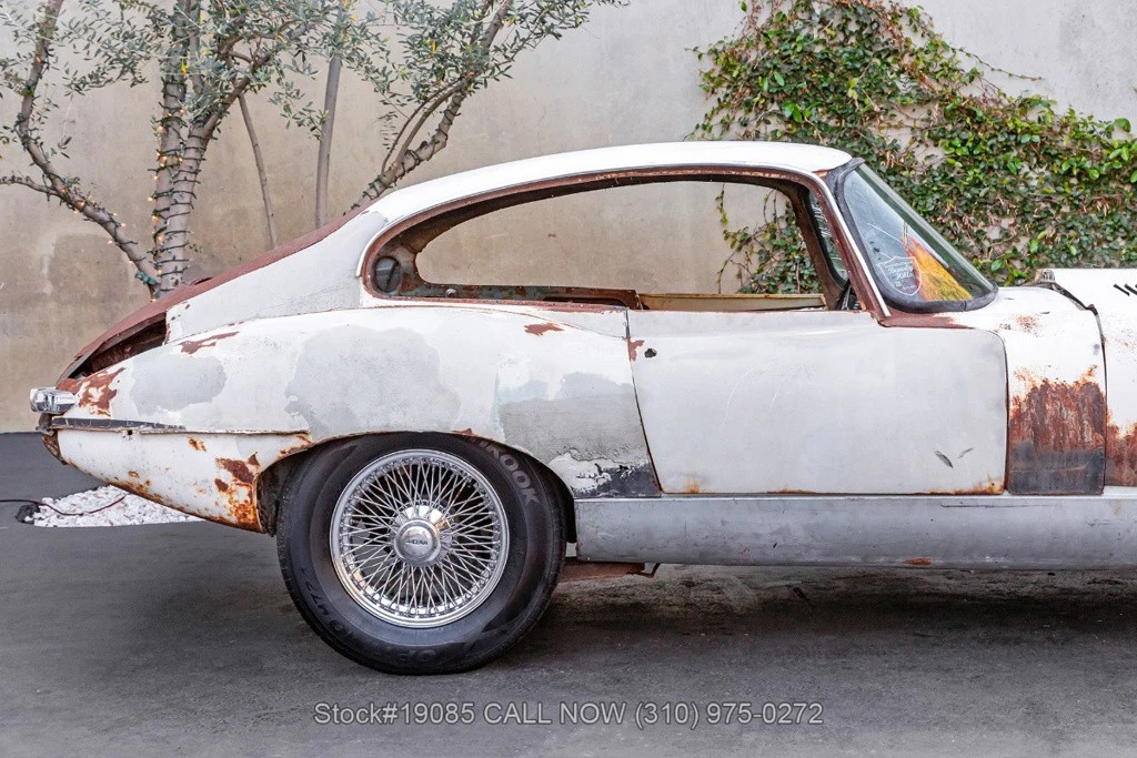 1965 Jaguar E-Type Series 1 - Image 11 of 12