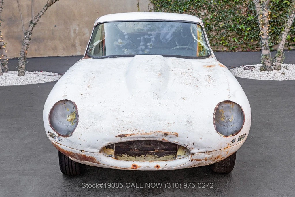 1965 Jaguar E-Type Series 1 - Image 2 of 12