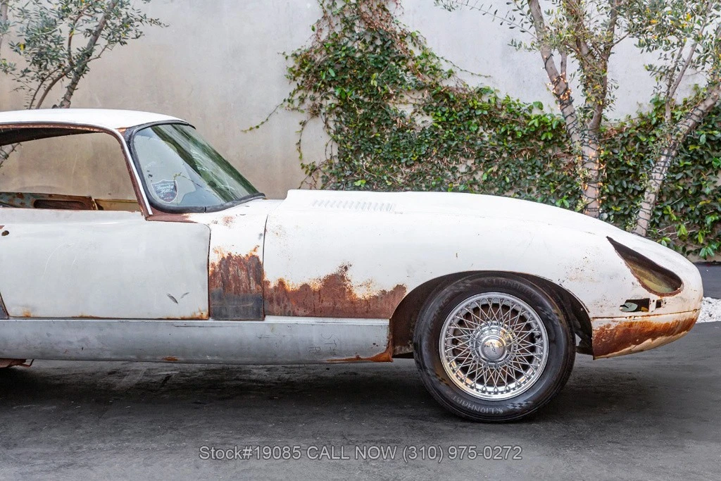 1965 Jaguar E-Type Series 1 - Image 10 of 12