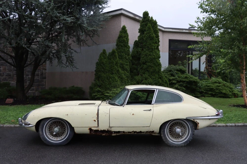1965 Jaguar E-Type Series 1 - Image 4 of 8
