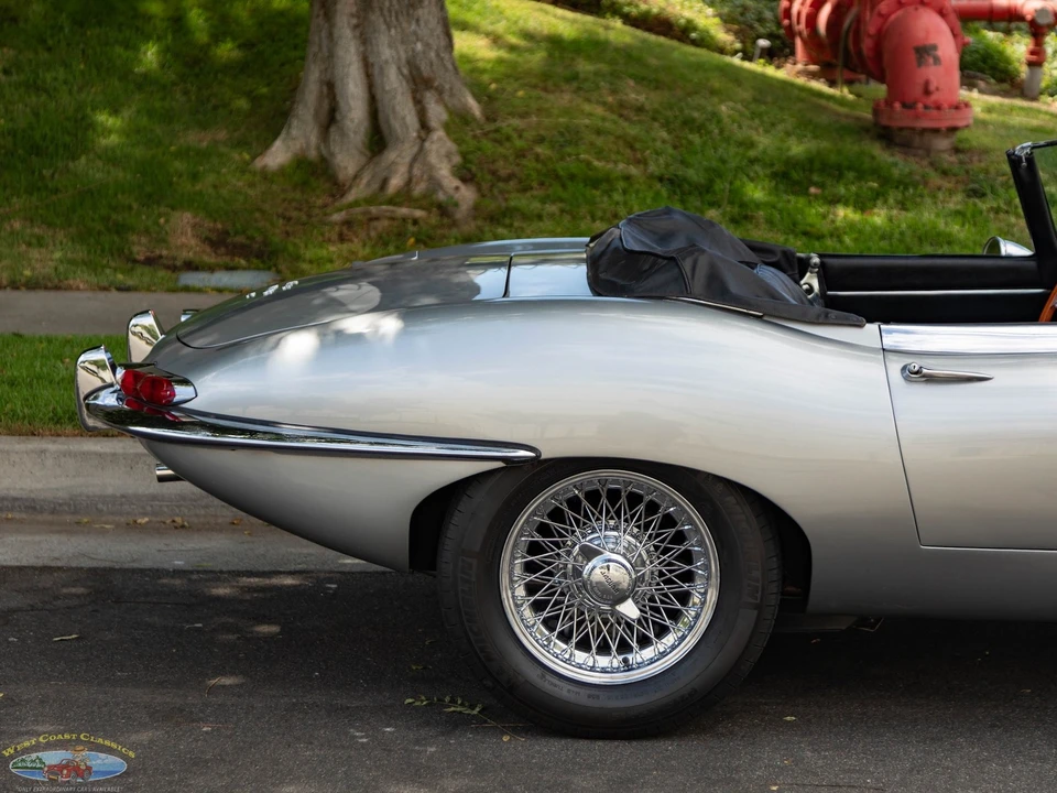 1965 Jaguar E-Type Series 1 - Image 5 of 21