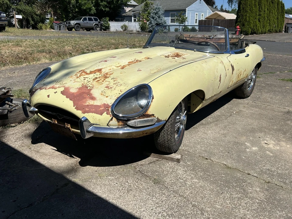 1965 Jaguar E-Type Series 1 - Image 2 of 31
