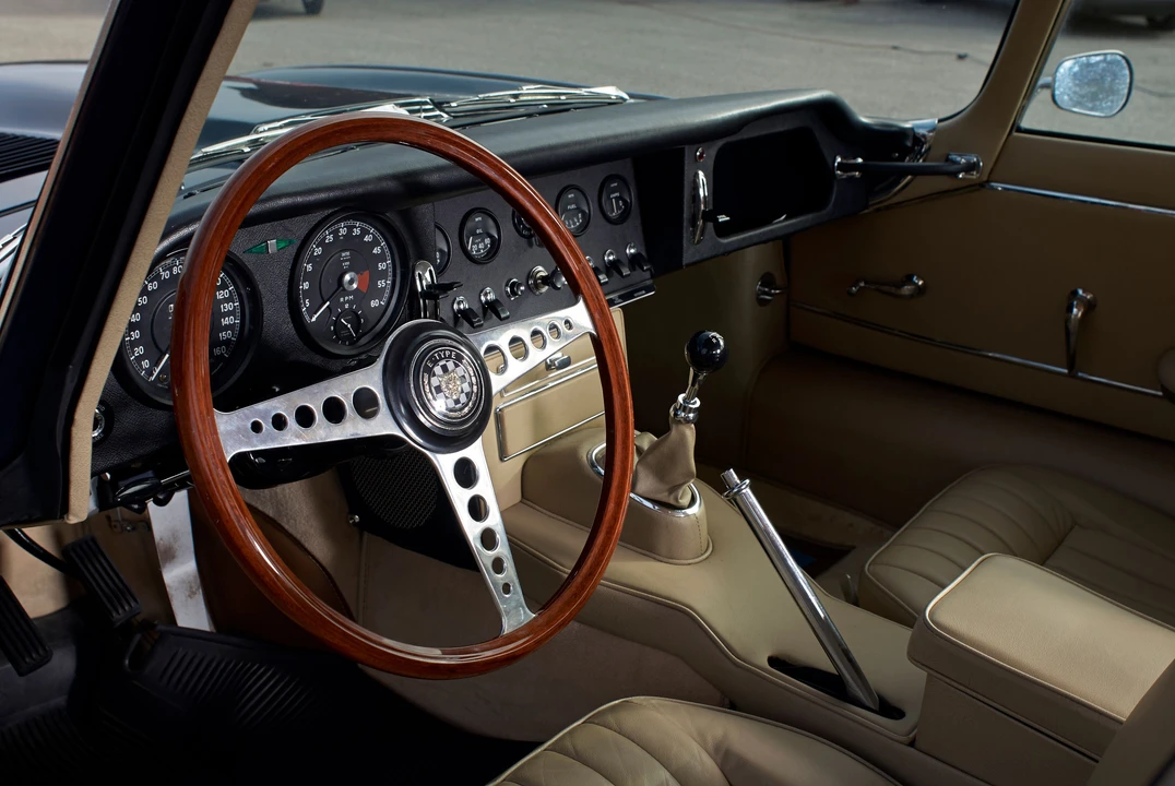 1965 Jaguar E-Type Series 1 - Image 4 of 9