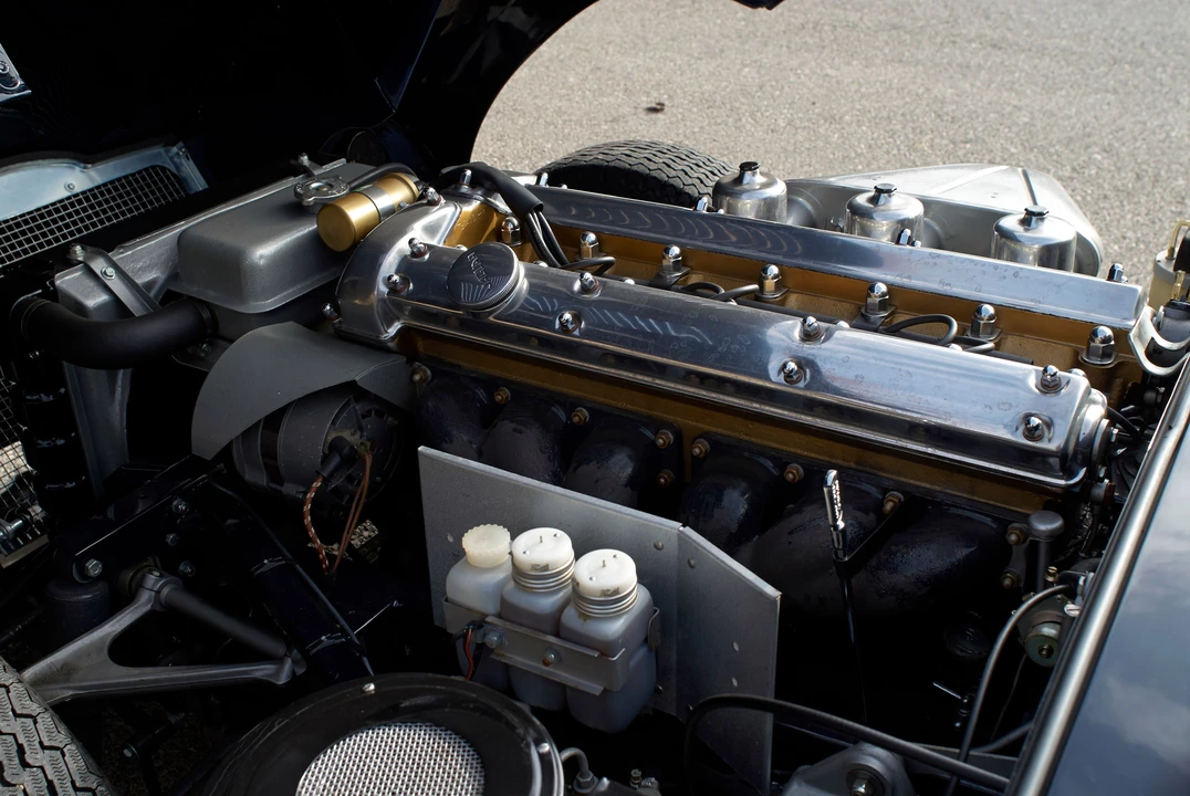 1965 Jaguar E-Type Series 1 - Image 8 of 9