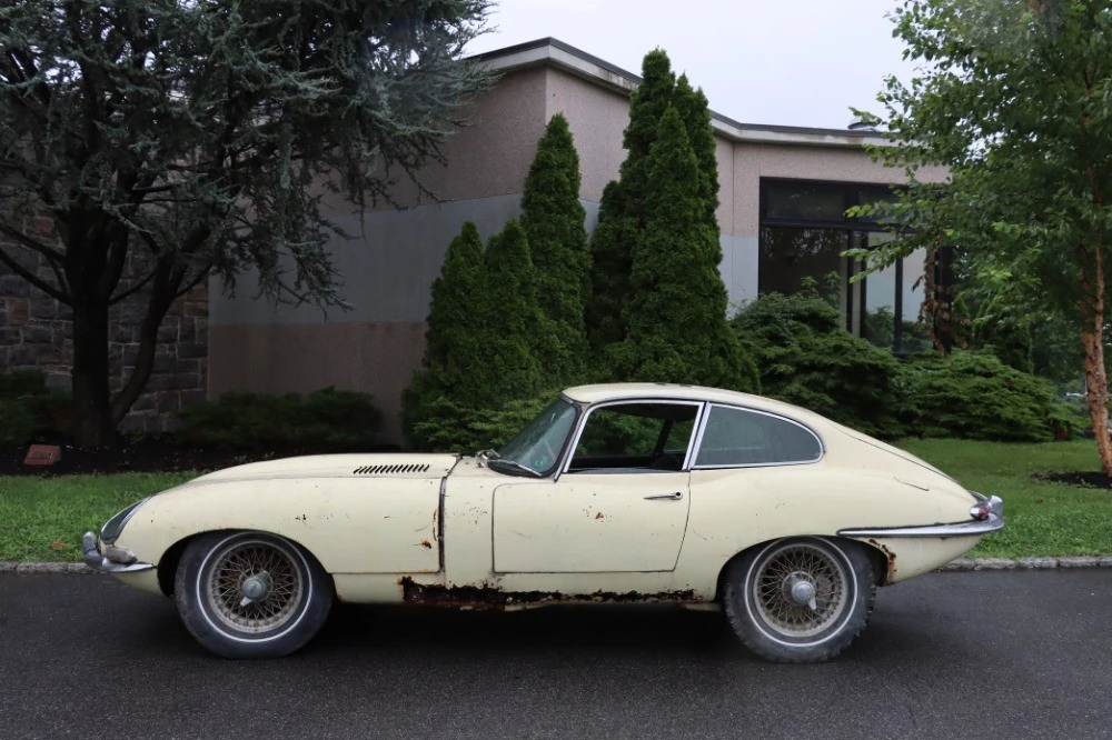 1965 Jaguar E-Type Series 1 - Image 4 of 8