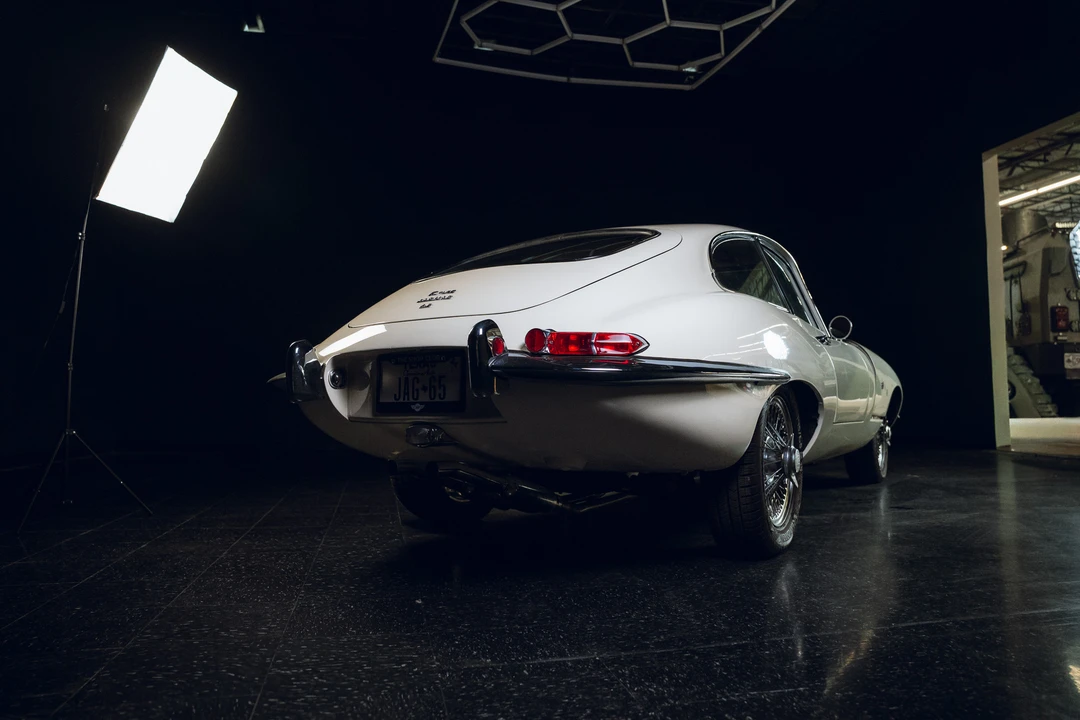 1965 Jaguar E-Type Series 1 - Image 18 of 31