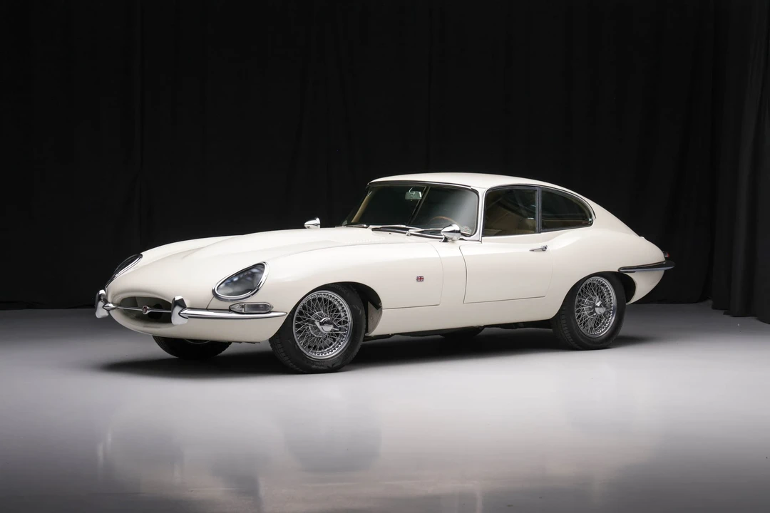 1965 Jaguar E-Type Series 1 - Image 2 of 31