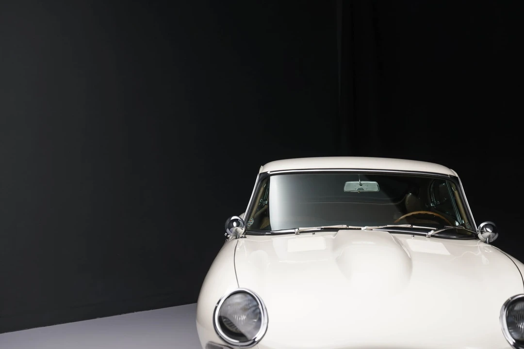 1965 Jaguar E-Type Series 1 - Image 12 of 31