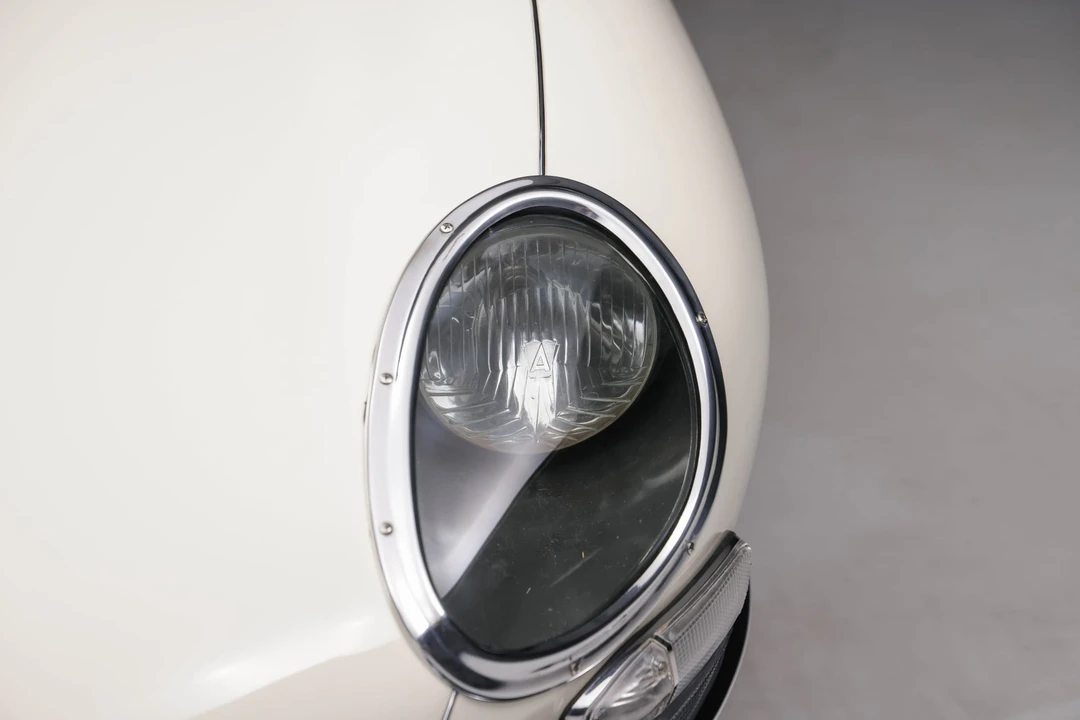1965 Jaguar E-Type Series 1 - Image 22 of 31