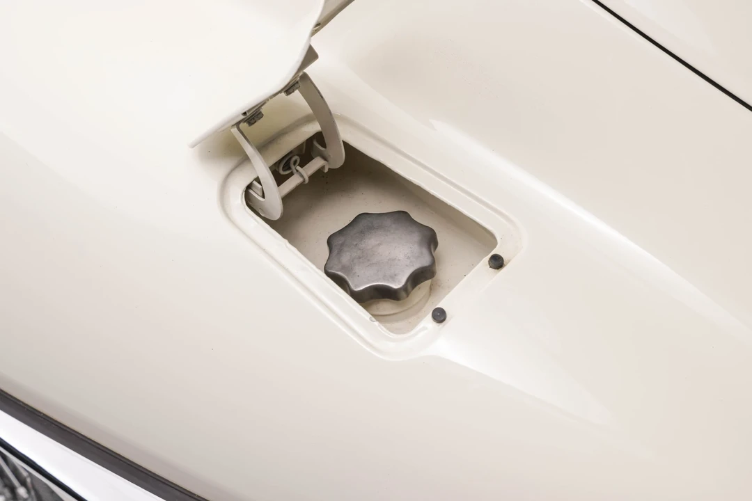 1965 Jaguar E-Type Series 1 - Image 29 of 31
