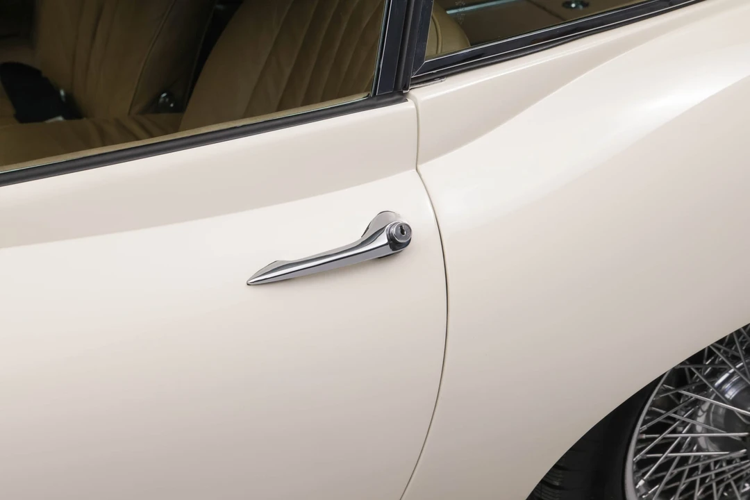 1965 Jaguar E-Type Series 1 - Image 30 of 31