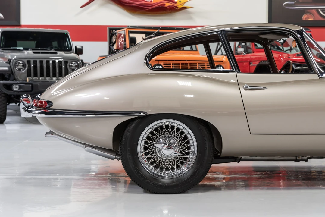1965 Jaguar E-Type Series 1 - Image 17 of 31