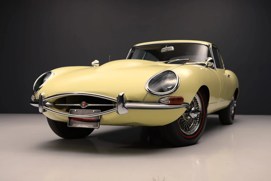 1965 Jaguar E-Type Series 1 - Image 2 of 31