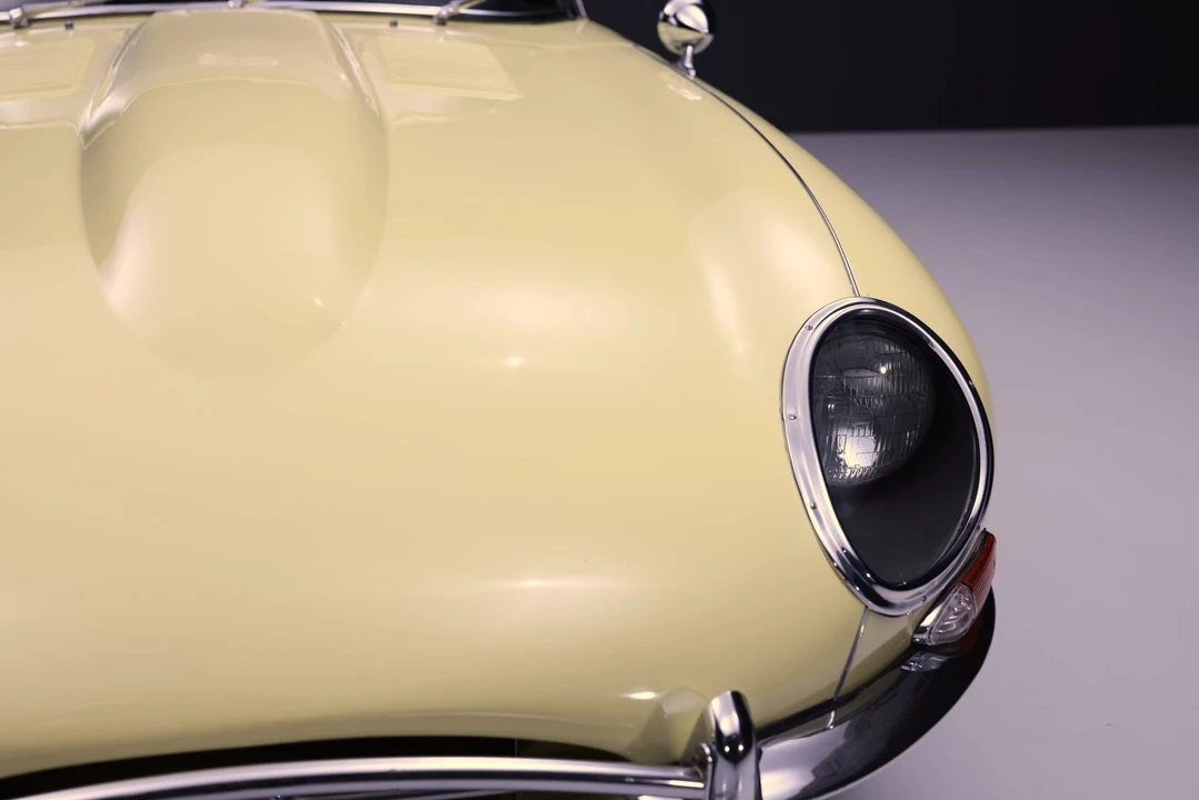 1965 Jaguar E-Type Series 1 - Image 26 of 31