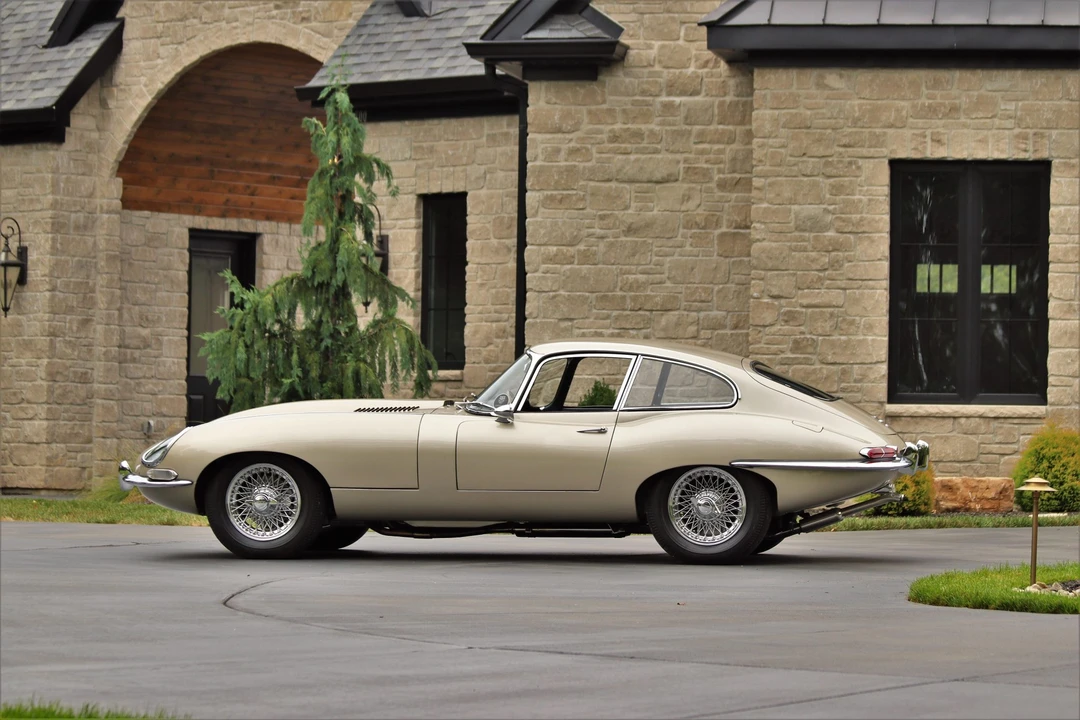 1965 Jaguar E-Type Series 1 - Image 19 of 31