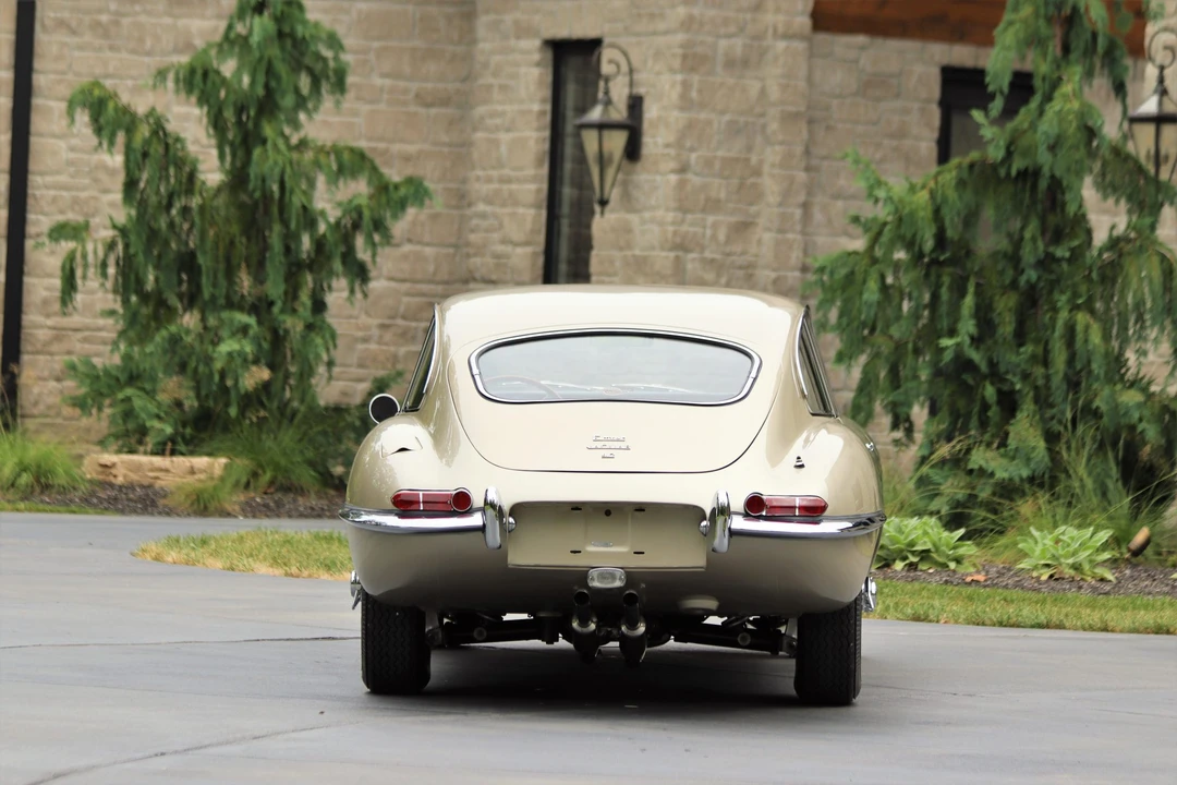 1965 Jaguar E-Type Series 1 - Image 28 of 31