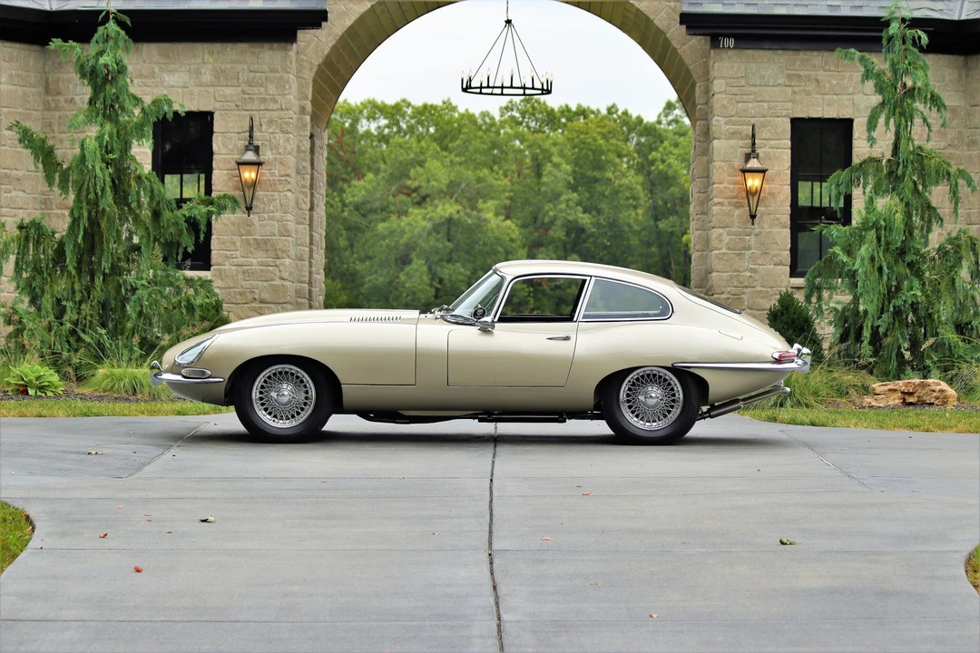 1965 Jaguar E-Type Series 1 - Image 17 of 31