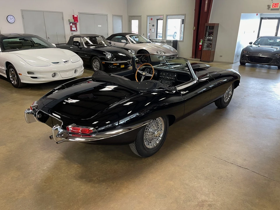 1965 Jaguar E-Type Series 1 - Image 28 of 31
