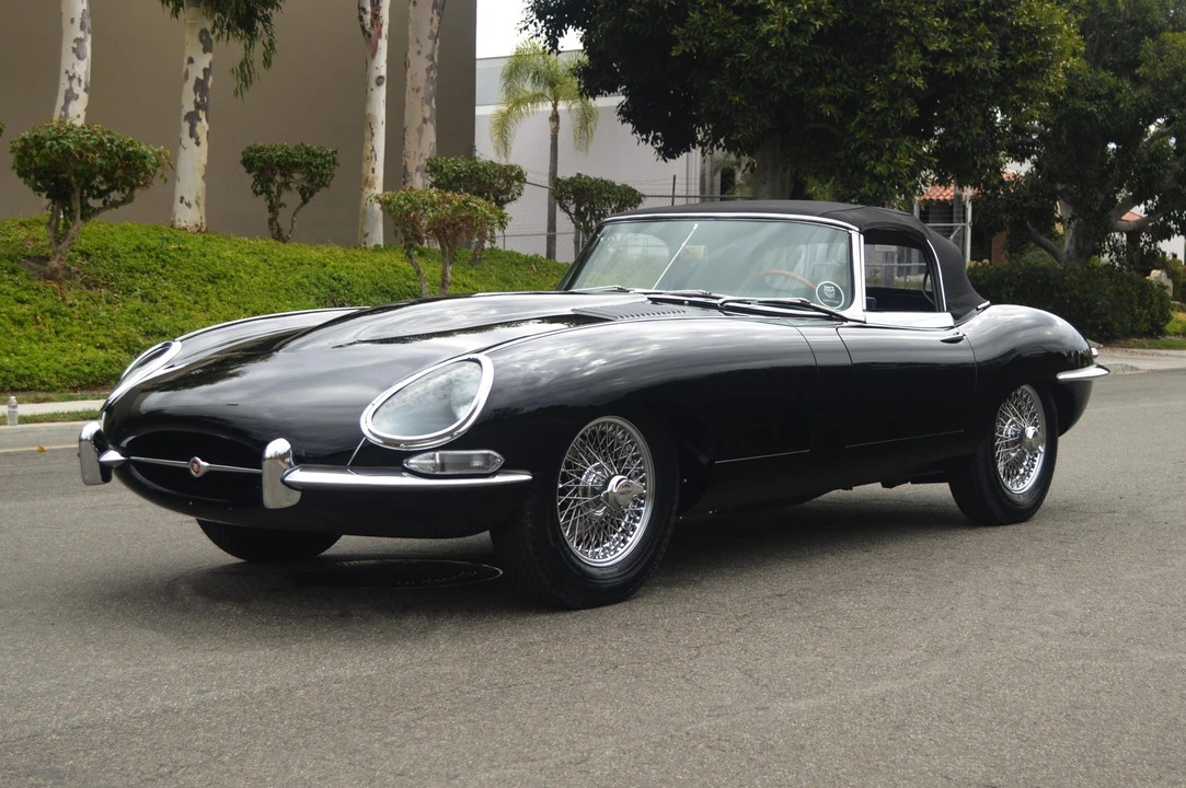1965 Jaguar E-Type Series 1 - Image 16 of 31