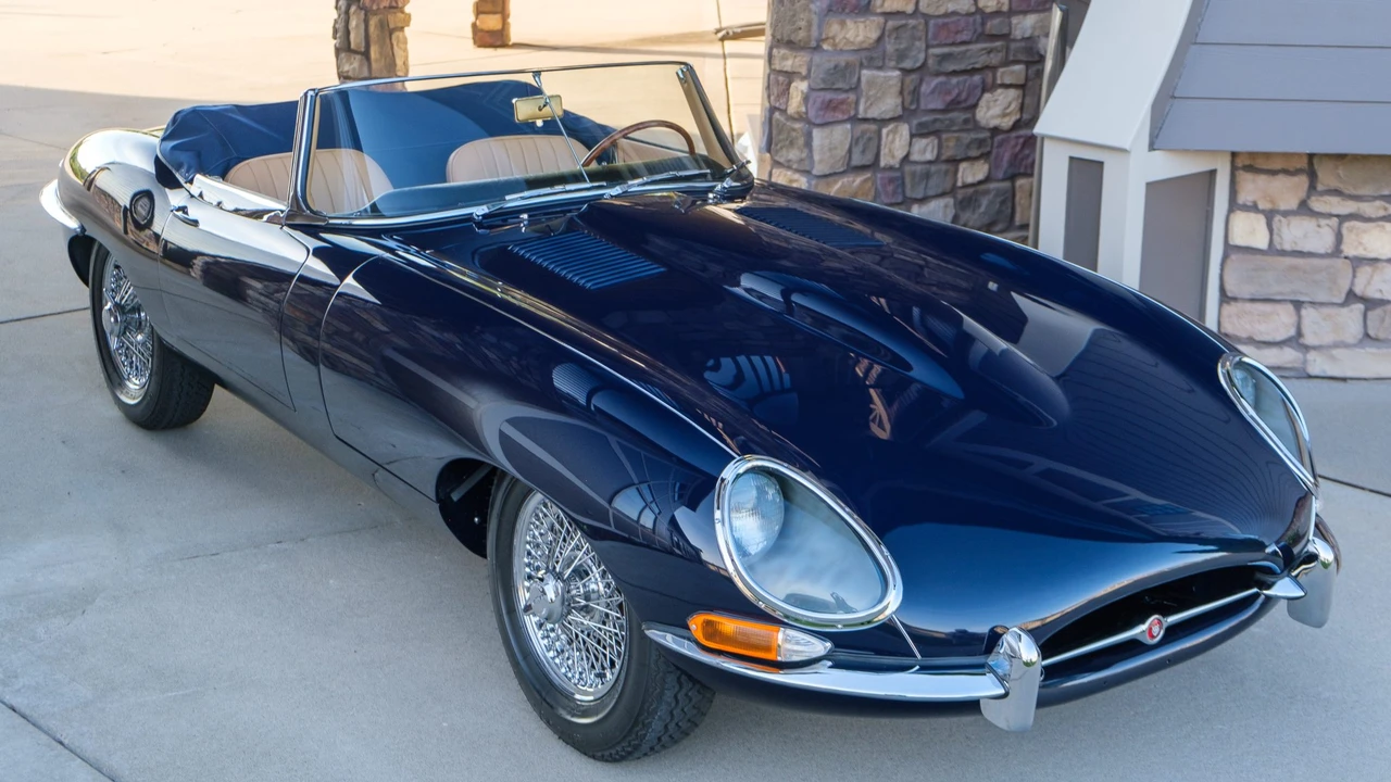 1965 Jaguar E-Type Series 1 - Image 8 of 31