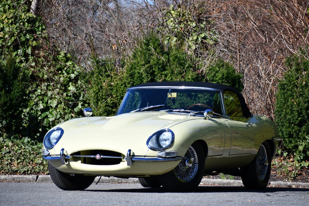 1965 Jaguar E-Type Series 1 - Image 2 of 31