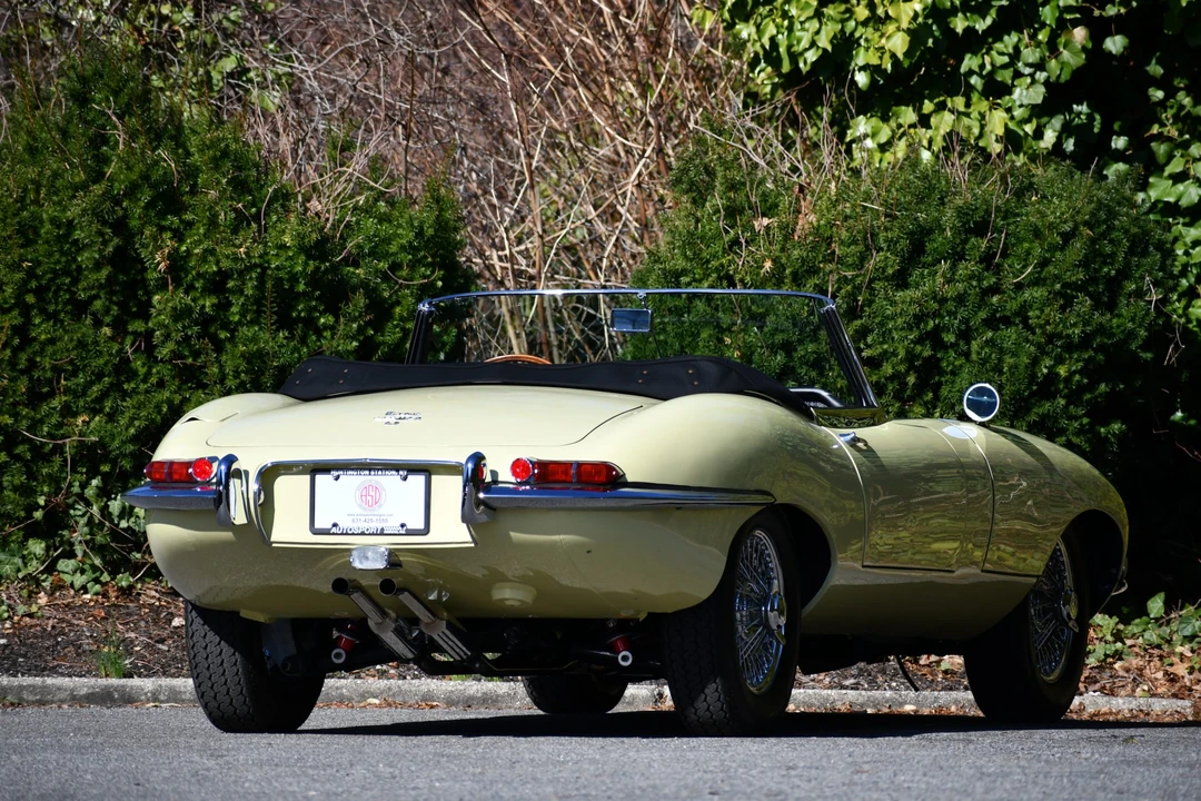 1965 Jaguar E-Type Series 1 - Image 6 of 31