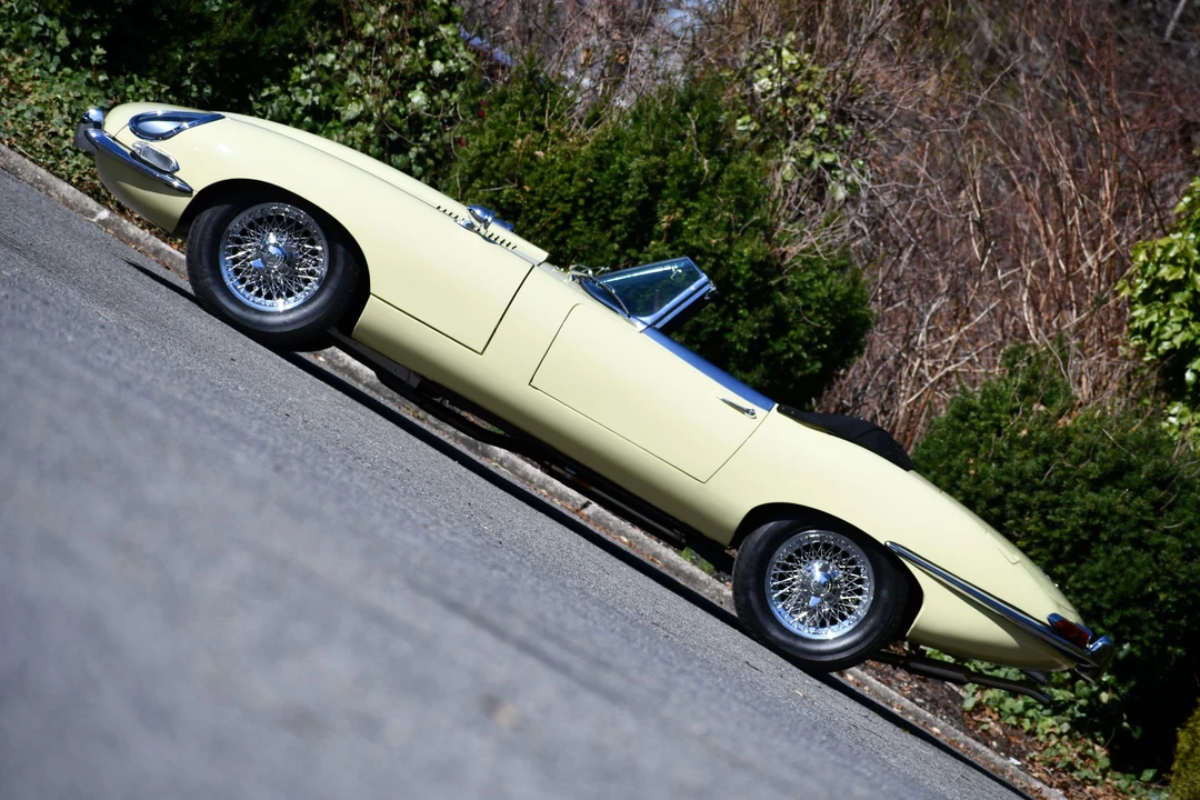1965 Jaguar E-Type Series 1 - Image 3 of 31